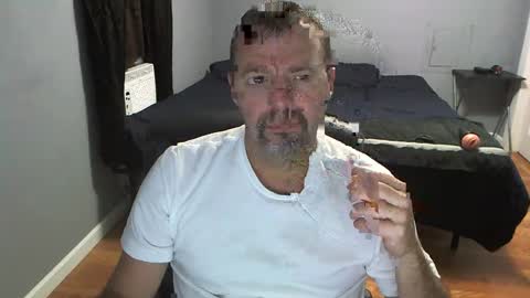 Daddy online show from 09/08/25, 10:31