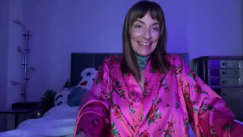 Snapshot of airgeadx chatting on 02/15/26, 01:35 Airgead online show from 02/15/26, 01:35