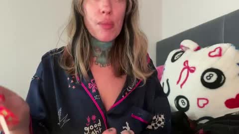 Airgead online show from 04/12/26, 05:40