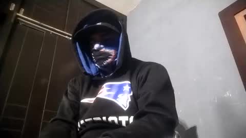 Snapshot of airoon91 chatting on 11/22/25, 10:58 airoon91 online show from 11/22/25, 10:58