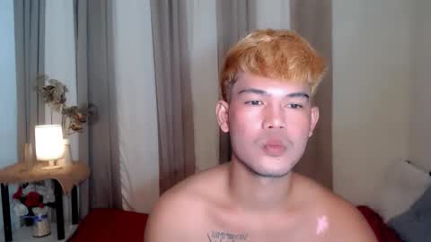 airy_lust online show from 10/20/25, 02:17