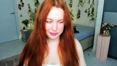 Louise online show from 05/05/26, 04:09
