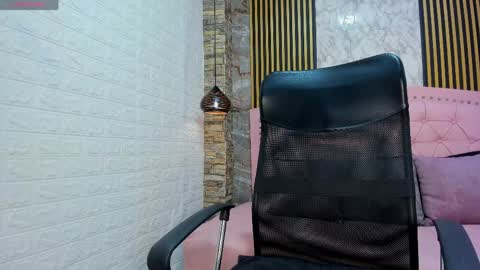 aisha__cambell online show from 04/03/26, 09:40