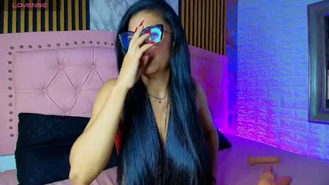 aisha__cambell online show from 04/25/26, 01:52