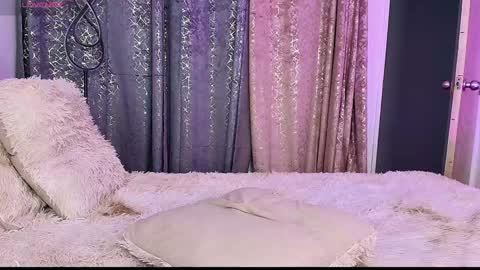 Ash             INDEPENDET MODEL  online show from 01/23/25, 02:23