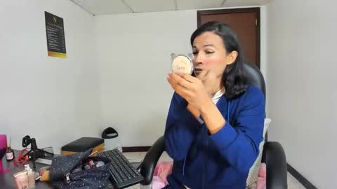 Snapshot of aisha_hotts777 chatting on 02/09/26, 02:37 Aisha online show from 02/09/26, 02:37