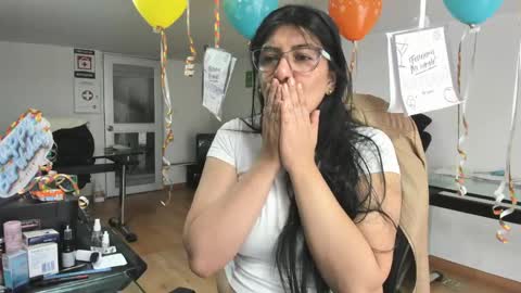 Katie   online show from 06/04/26, 02:23