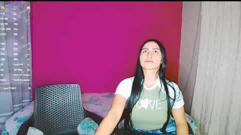 aisha_stacey0410 online show from 02/11/25, 07:02