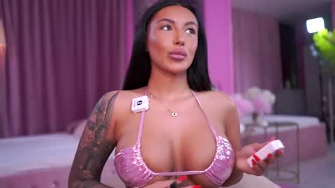 Maddy online show from 04/06/26, 07:04