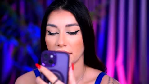 Lora online show from 01/07/25, 06:48