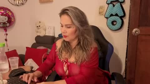 Aisha online show from 04/08/26, 04:40