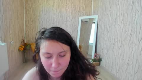 Aisha online show from 01/10/25, 11:54