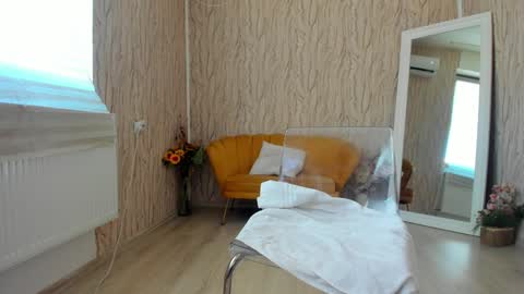 Aisha online show from 01/28/25, 09:08