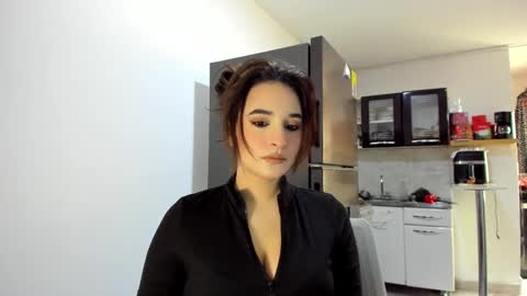 Snapshot of aishas00 chatting on 09/25/25, 07:17 Saher online show from 09/25/25, 07:17