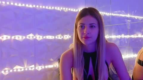 Aisha online show from 10/09/25, 05:38