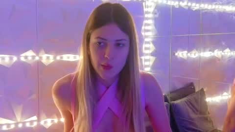 Aisha online show from 11/28/25, 06:16