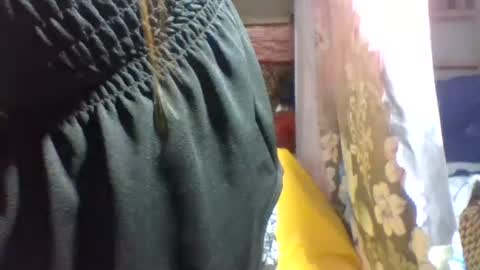 rosie online show from 02/23/25, 03:08