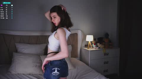 Aliza online show from 02/02/25, 01:12