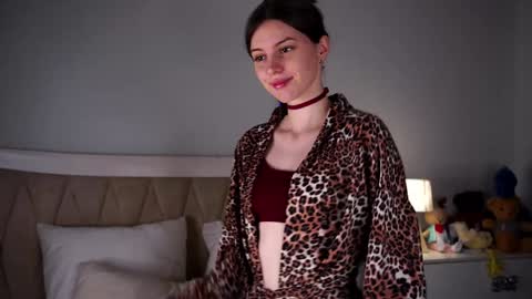 Aliza online show from 02/04/25, 01:13