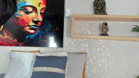 little aitana  online show from 02/17/26, 03:58