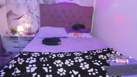 aitana_star1 online show from 05/25/26, 09:32