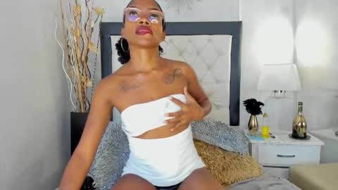 Aitana  online show from 11/07/25, 07:58