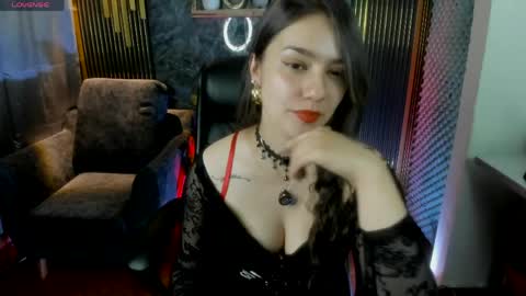 Miss Tatiana Independent Chaturbate Model online show from 05/11/26, 02:06
