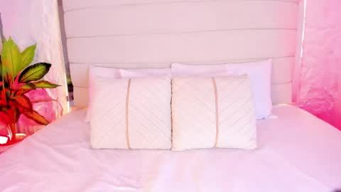 aitananoa online show from 04/04/26, 08:17