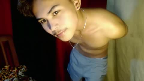 Snapshot of aivanboyyy chatting on 12/18/25, 10:43 aivanboyyy online show from 12/18/25, 10:43