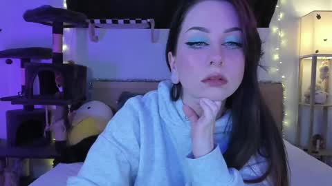 Aivie Pink online show from 04/16/26, 04:24