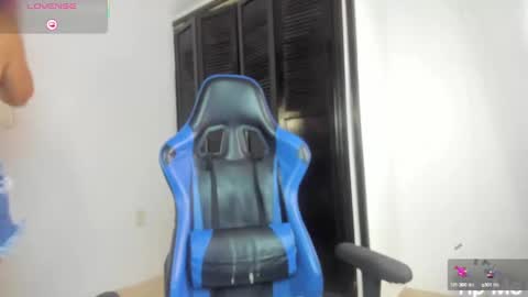 Aixa Burgos online show from 09/19/25, 01:01