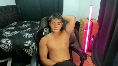 aizawa194624 online show from 05/05/26, 04:26
