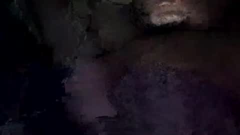 aj297914 online show from 09/17/25, 11:34