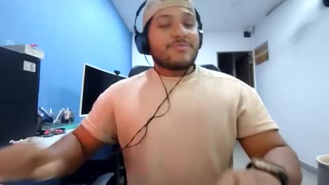 Esteban online show from 11/24/25, 08:47