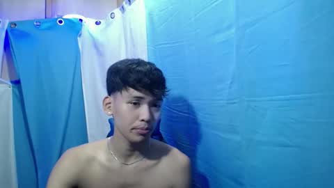 Snapshot of aj_daksxx chatting on 12/18/25, 03:18 aj_daksxx online show from 12/18/25, 03:18