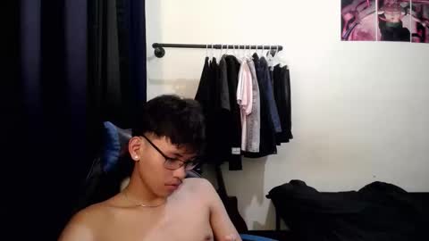 aj_daksxx online show from 03/20/26, 12:32