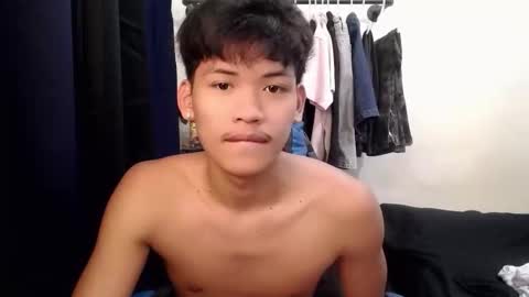 aj_daksxx online show from 04/05/26, 06:10