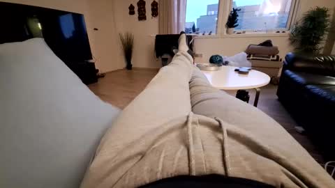 ak_2 online show from 01/19/26, 07:56