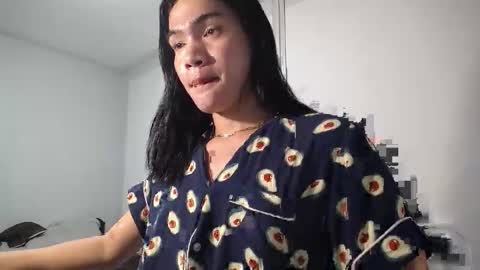 akamamiki25 online show from 04/21/26, 02:01