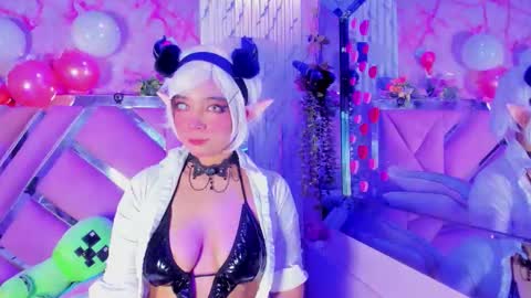 akane hikari  online show from 02/23/26, 04:32