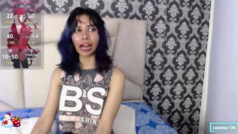 A K A N E  U W U online show from 12/21/24, 12:06