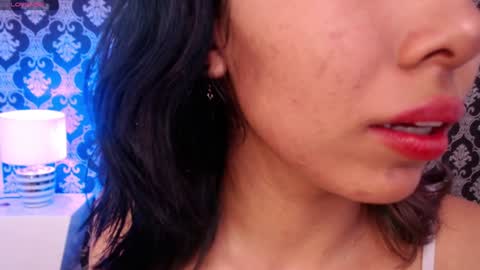 A K A N E  U W U online show from 12/22/24, 12:27