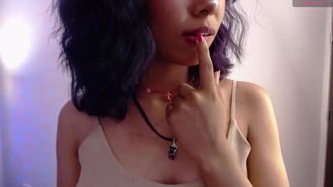 A K A N E  U W U online show from 01/09/25, 03:34