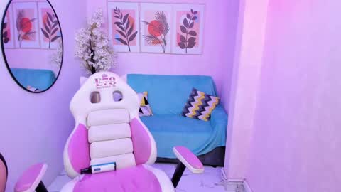 Azaka  online show from 02/03/25, 06:39