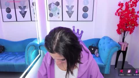 Azaka  online show from 10/09/25, 12:47