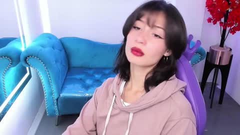 Azaka  online show from 12/16/25, 12:21