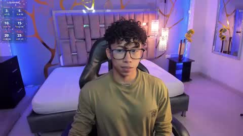 akazaboy online show from 02/28/25, 05:04