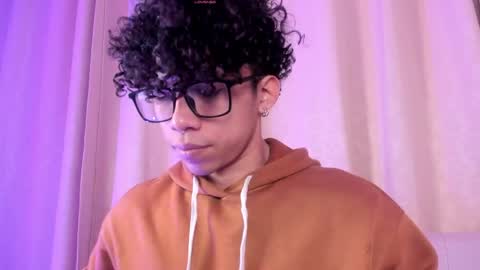 akazaboy online show from 04/03/26, 04:54