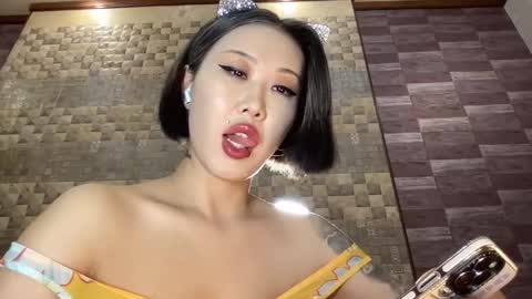 Akemi online show from 12/08/24, 09:30