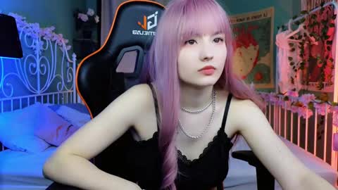 Akemi online show from 03/04/25, 06:18